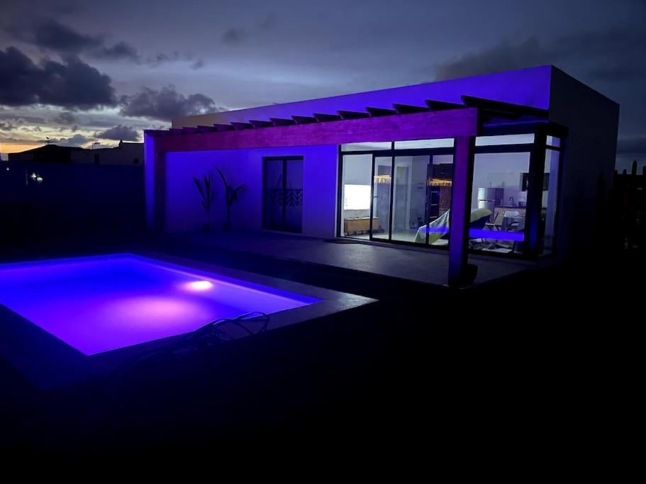 Bungalow + Piscina Independiente La Oliva Buitenkant foto
